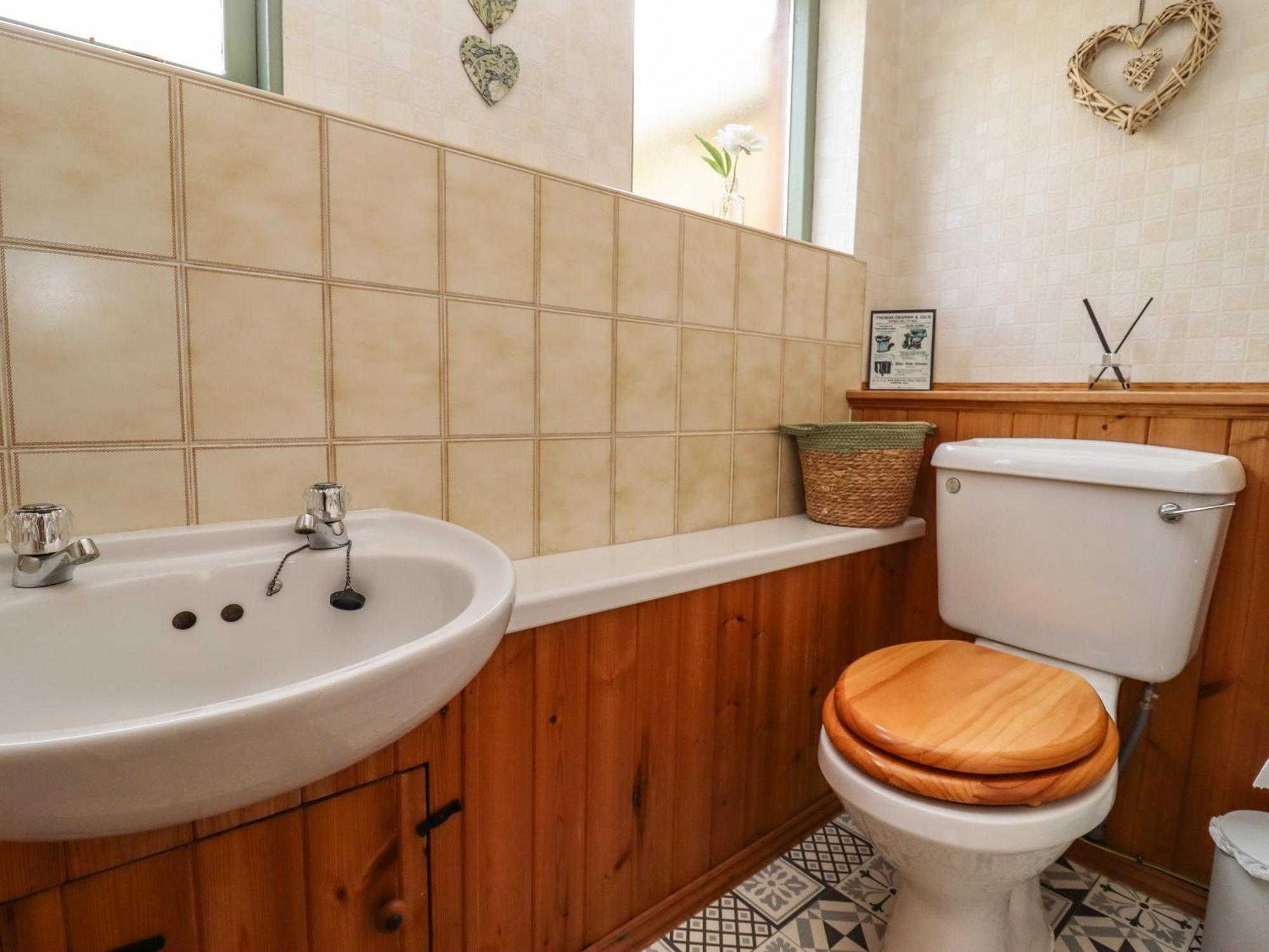 Runnymede Villa Tewkesbury Ngoại thất bức ảnh